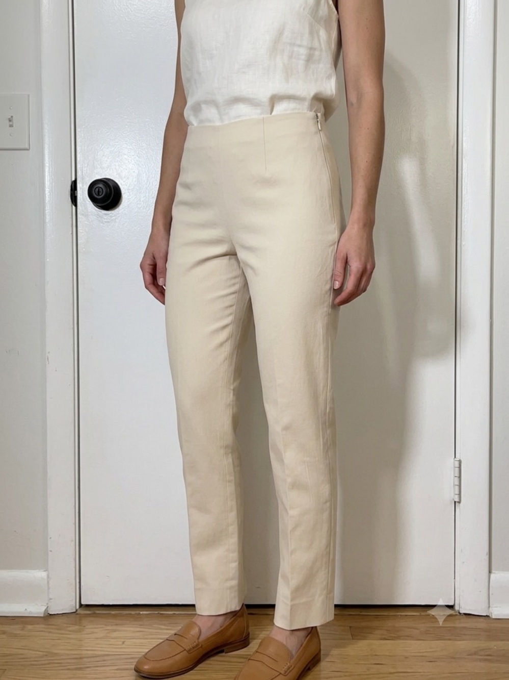 Leggiadro Classic Beige Side Zipper Cotton Silk Blend Quiet Luxury Pants Size 4